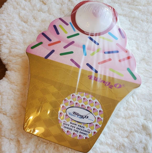 Bling2O kids swim kickboard + bonus diving toy - Picture 2 of 6